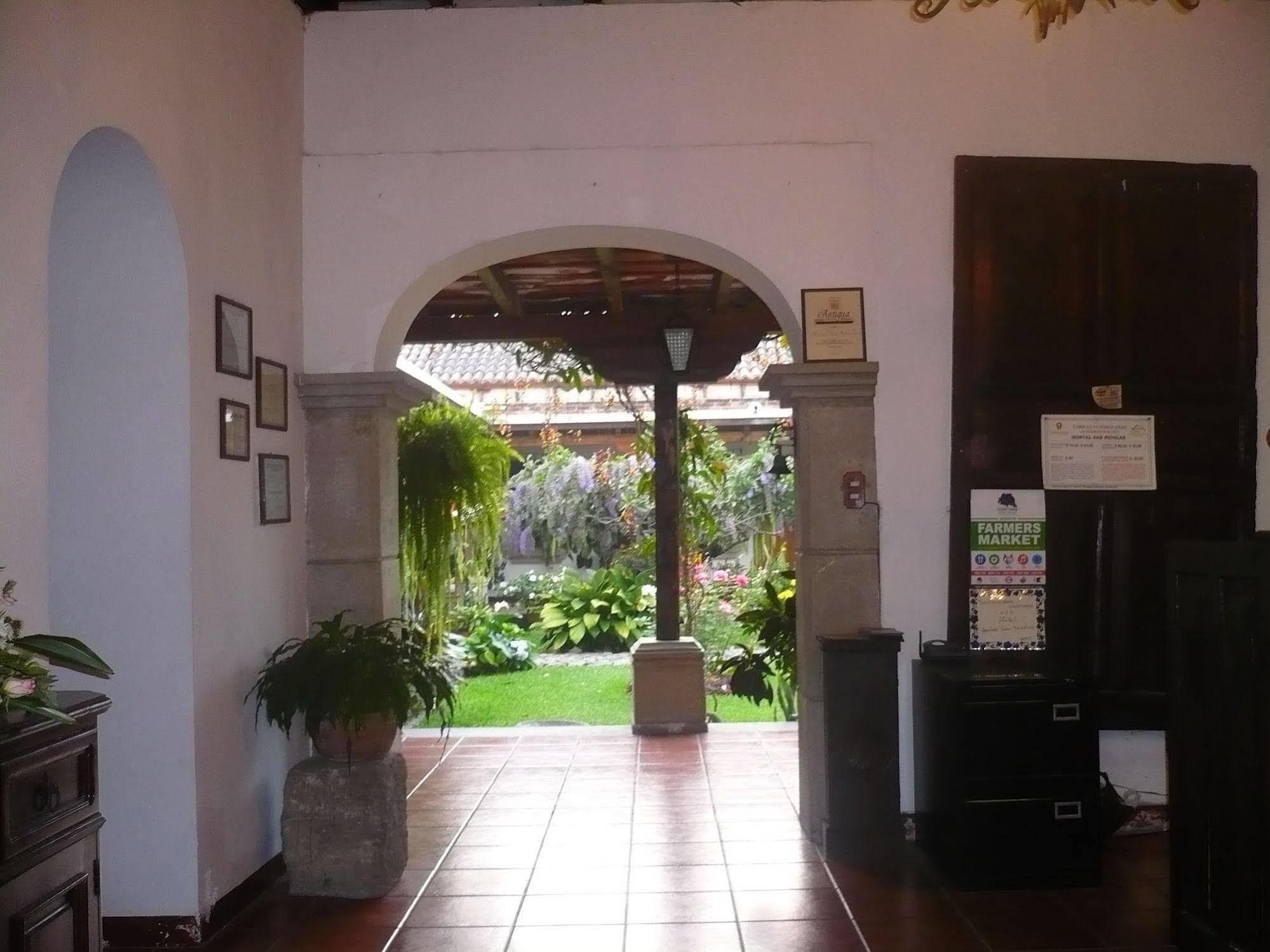 Hostal San Nicolas Antigua ภายนอก รูปภาพ